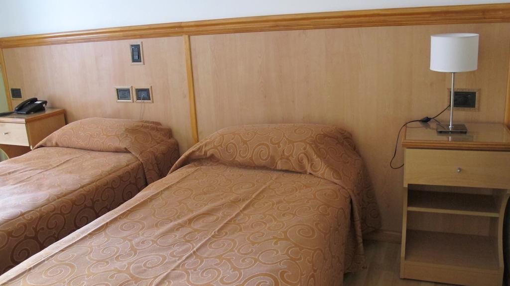 Hotel Pedraza Buenos Aires Rum bild